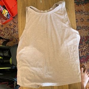 Beyond Yoga featherweight muscle tank size small dusty rose/beige